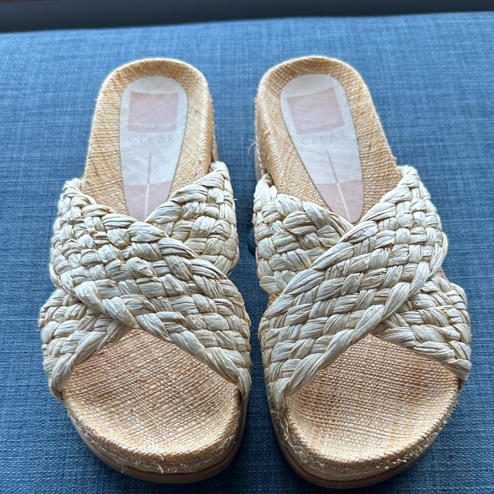 Dolce Vita: Wrenly Braided light natural Women's Sandals